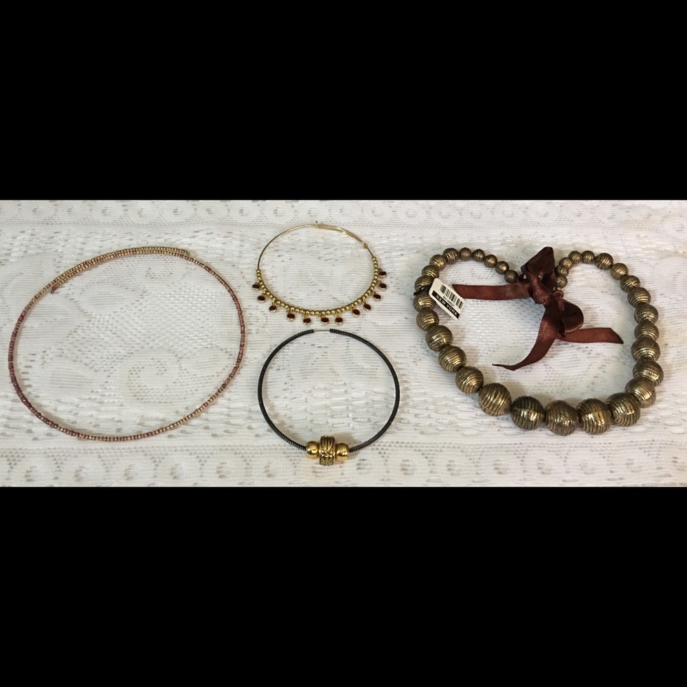15  Piece Harvest/Repair Beaded Jewelry Lot - Picture 3 of 4